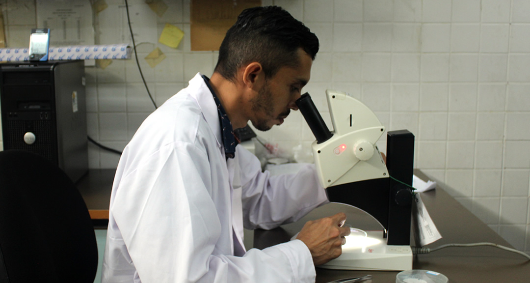 Contaminantes Orgánicos el Laboratorio de la UNAN Managua dedicado a