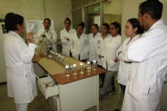 vista-estudiantes-microbiologia (3)