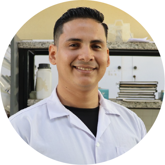 Mario Mejía